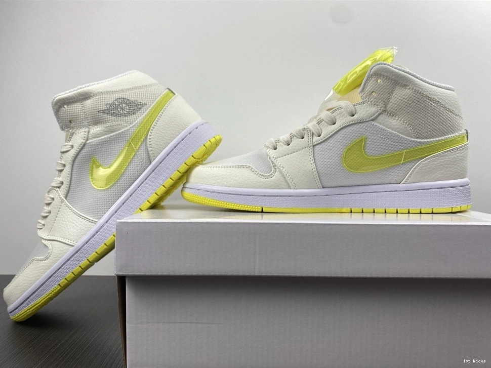 Yellow SE Mid 1 Voltage DB2822-107 - Jordan (W) 0515